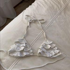 White San Lorenzo ruffle top!!